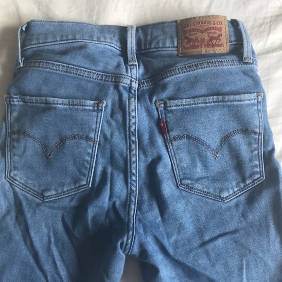 Levi’s 720 high rise super skinny jeans - Picture 4 of 9